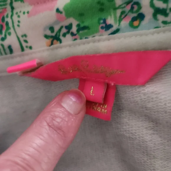 Lilly Pulitzer | UPF 50+ Skipper Popover Lilly Loves Palm Beach - Picture 4 of 9